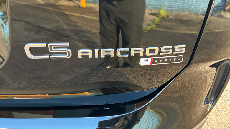 Citroen C5 Aircross 1.2 Hybrid 136 E-series 5dr e-DCS6 Petrol Hatchback